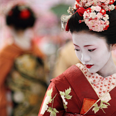 com[歌姬]7可乐2333采集到日本艺伎*和服采集japanxjapan.diandian.