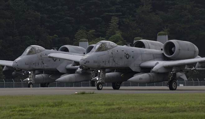 只为躲台风:美军A-10攻击机群突然进驻韩国 : 