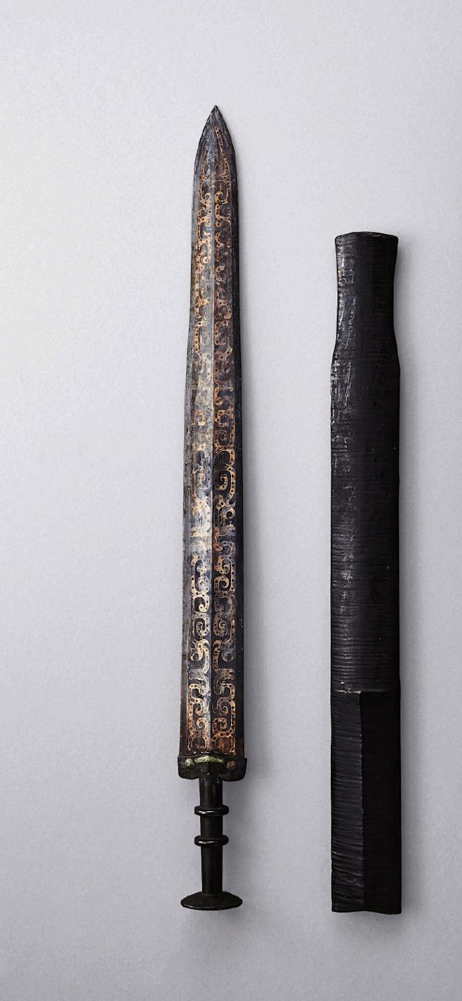 春秋战国郙王太子剑比较罕见的三件套林原美术馆旧藏