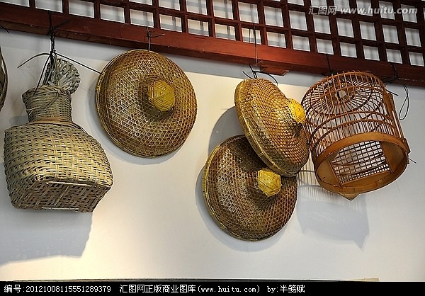 岭南印象园鸟笼斗笠鱼篓