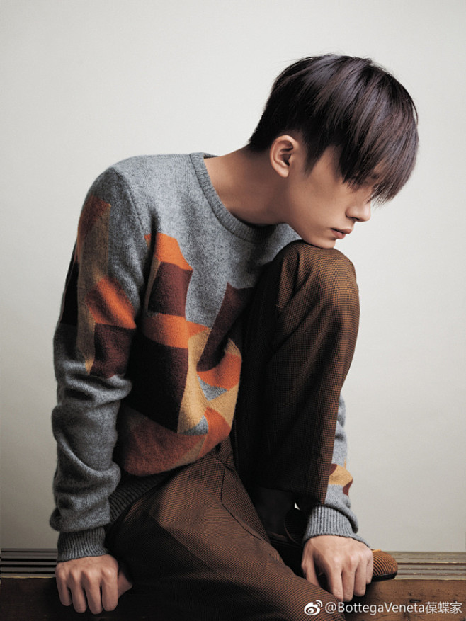 易烊千玺成为BottegaVeneta 葆蝶家首位亚太区