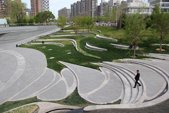 北京望京soho易兰设计下沉广场实景照片学景观资源中心