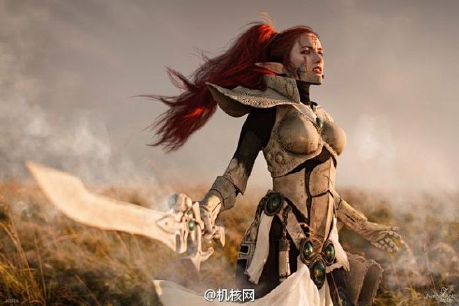 战锤40k狂嚎女妖cosplay里面还有他们制作道具的全流程战锤40k灵族
