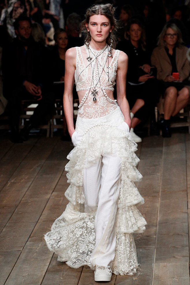 com alexander mcqueen 2016巴黎时装秀 nitutu.com