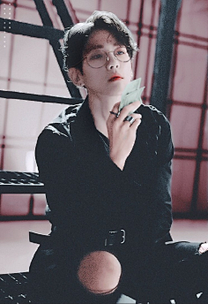 边伯贤