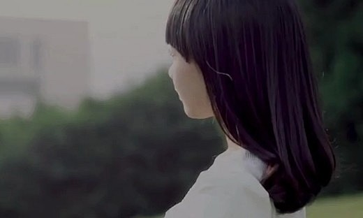 【雨天】萌妹子翻唱《一生有你》MV,清新治愈