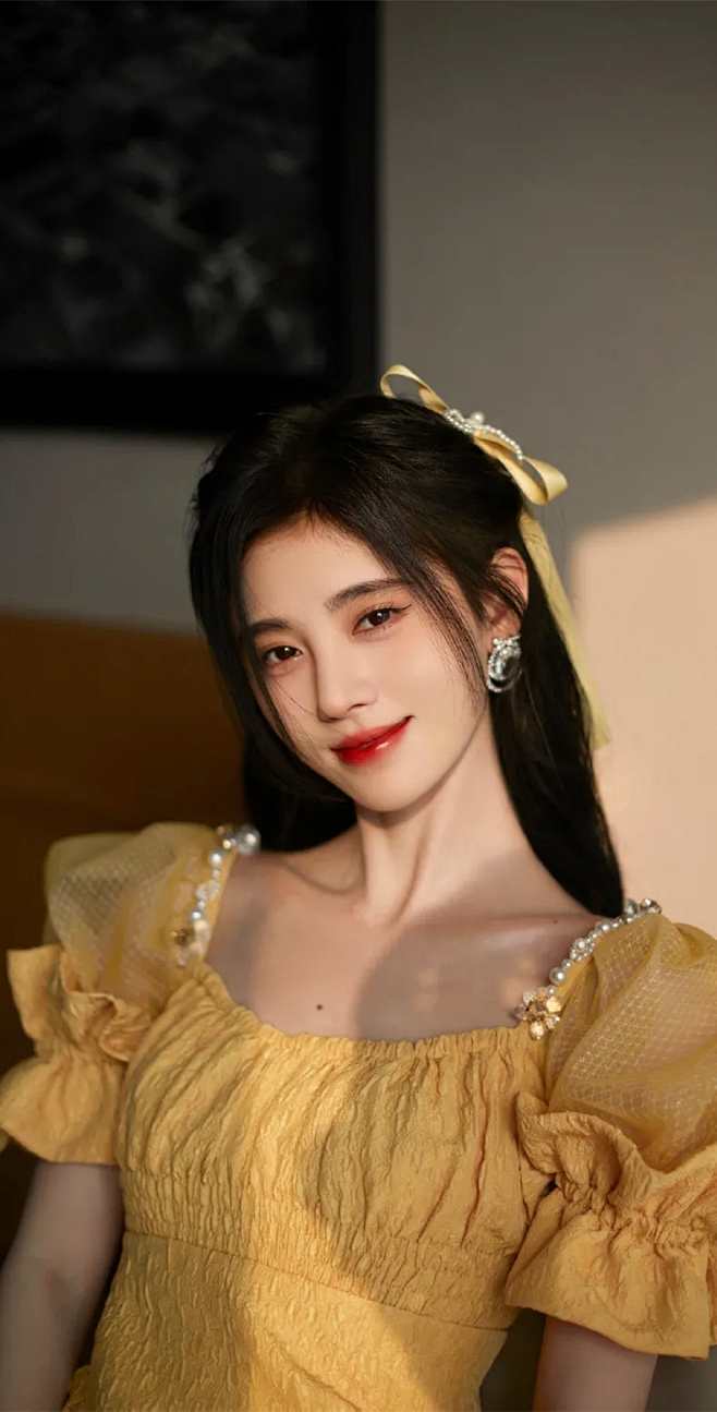 星绘从不快乐的爱人_qpg转采于2021-05-16 20:33:02#壁纸#鞠婧祎唯美