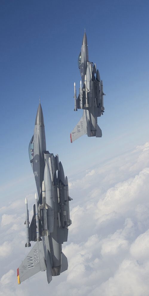 f16