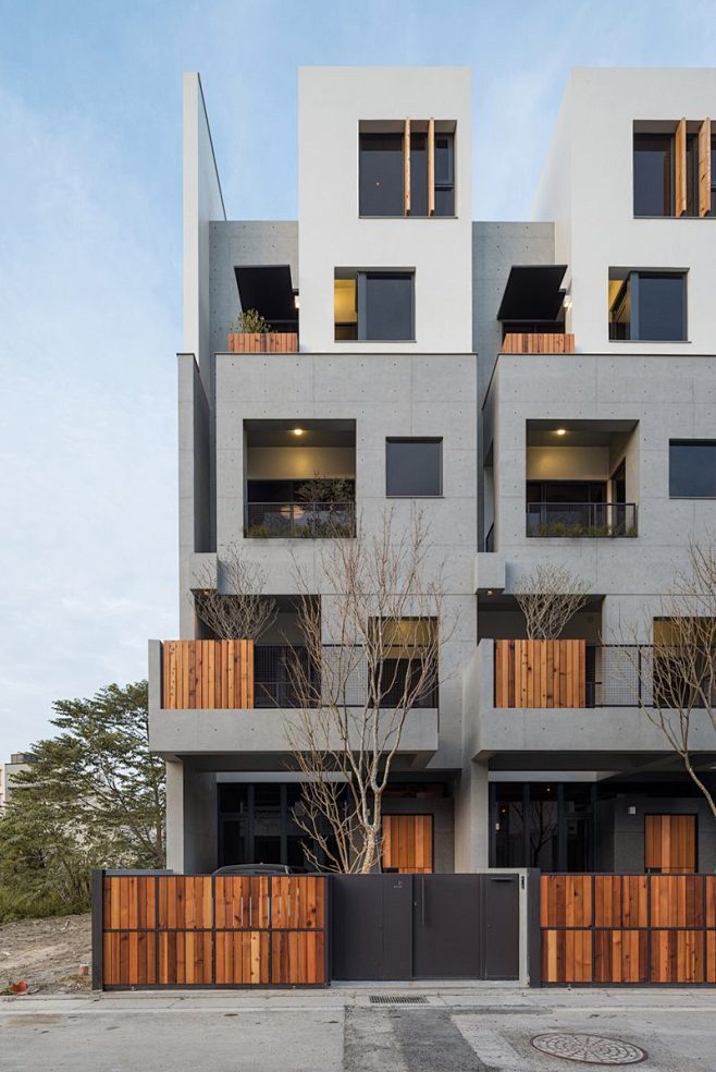gjsd6aix采集到创意建筑  采集 iarch.cn 40款,最美现代别墅外观.