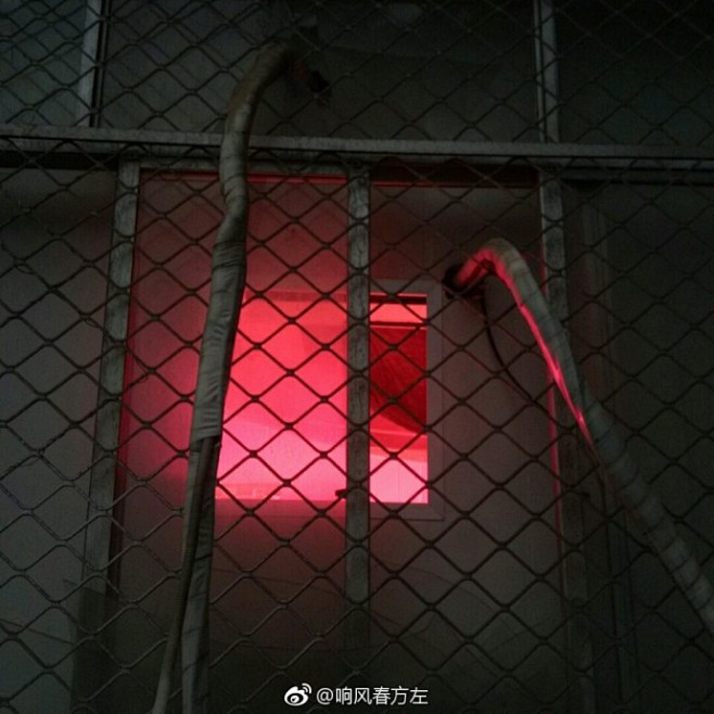 学校的一个小角落!感觉会有什么神秘实验似的