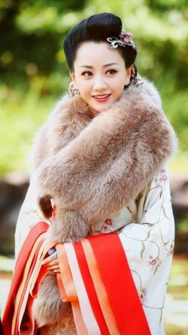 com 唐风流韵:鬓云欲度香腮雪 哪版本杨贵妃最美-搜狐 mt.sohu.co