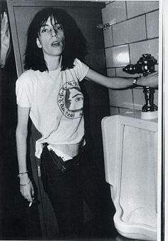 patti smith-花瓣网|陪你做生活的设计师 | 朋克教母