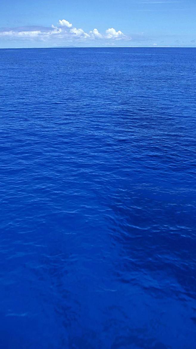 超清海水蓝色手机背景图片1080x1920