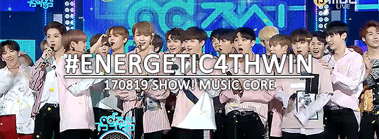 weibo.com 尼尔大伯采集到wanna·one.gif  采集 weibo.com