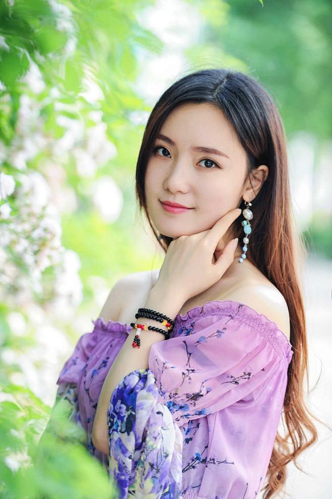 紫衣美女1