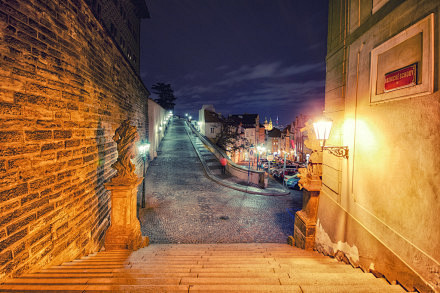 什么季节,你最惆怅,放下了忙乱的箩筐。大地茫