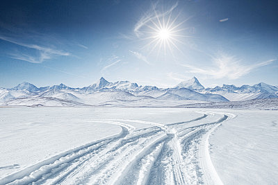 3307炮神采集到场景 采集 vcg.com 雪地_创意图片 vcg.com