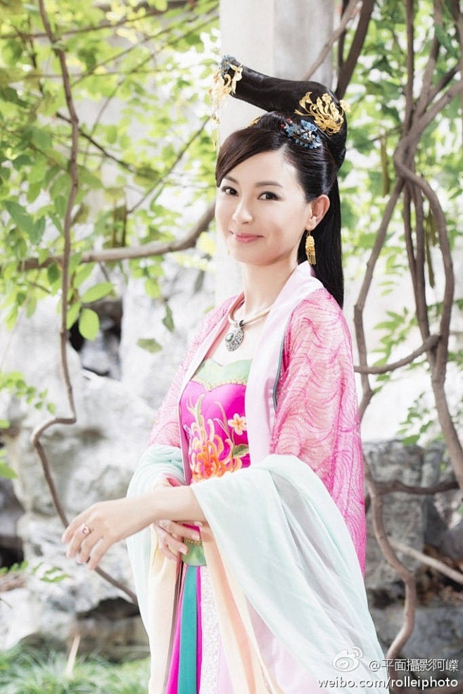 女明星古装(千金)