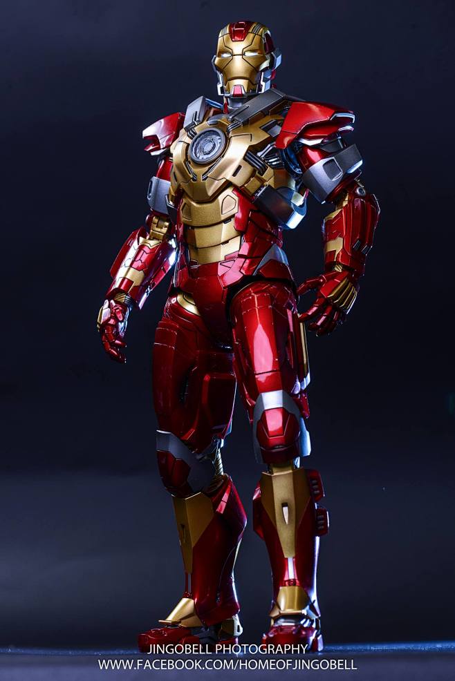 美图hottoys16钢铁侠mk17破心者heartbreaker