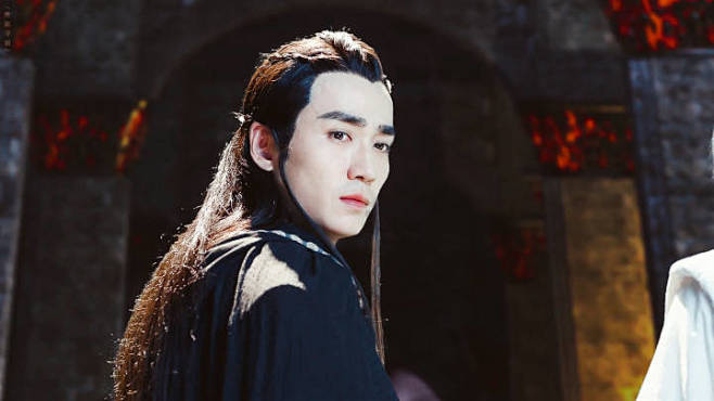 朱一龙小鬼王