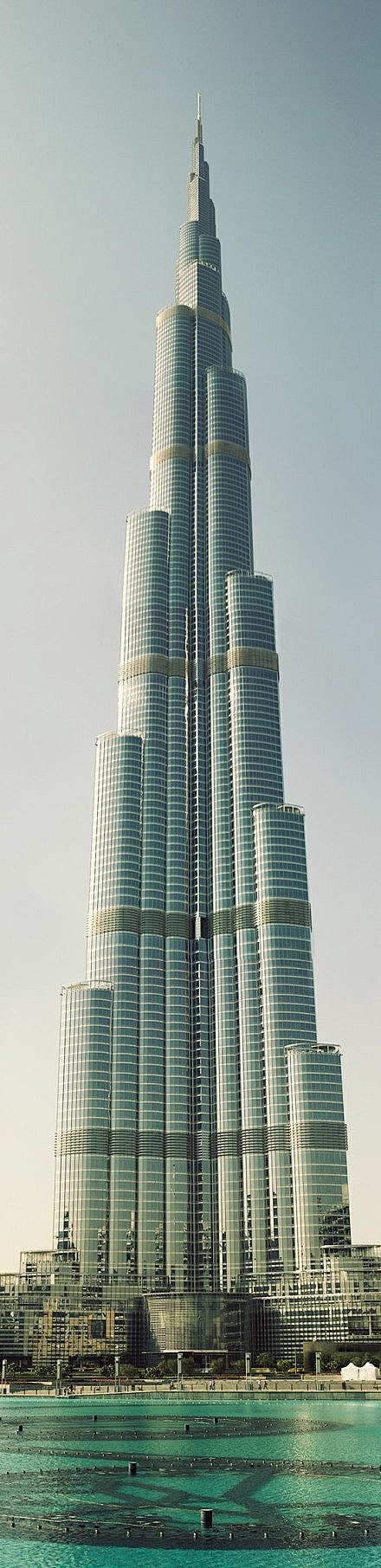 世界最高建筑阿联酋迪拜塔160层高828米人类历史上首个高度超过800米