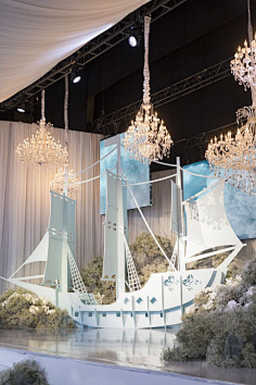 艺术家的思想采集到weddings-蓝