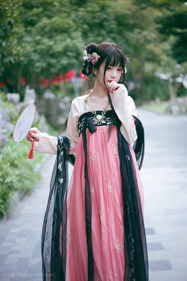 尤歌YAN采集到汉服