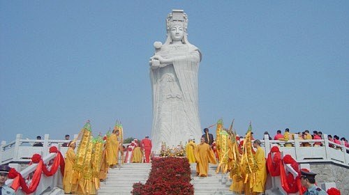 沙滩妈祖石雕像 中信高尔夫海滨度假村娱乐图