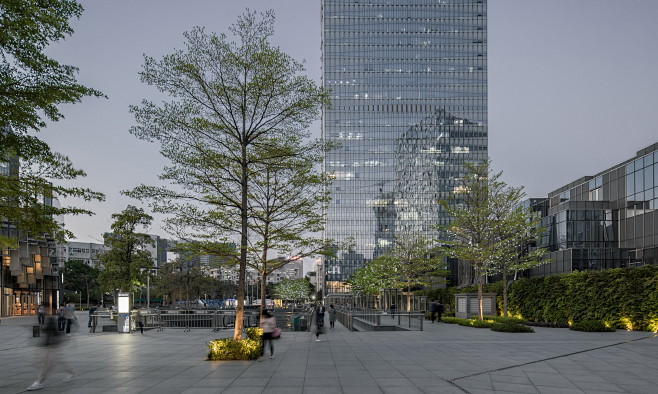 中洲讯美科技广场现代城市空间广场空间高差台阶景观设计sed新西林