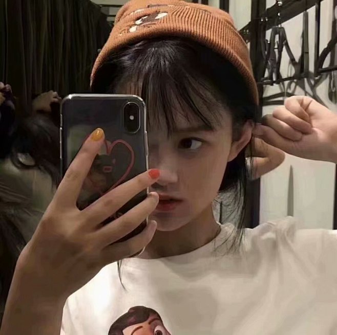 com 柚子の小头像 #优质女生头像# pp`xxx采集到女头 pp`xxx采集到女