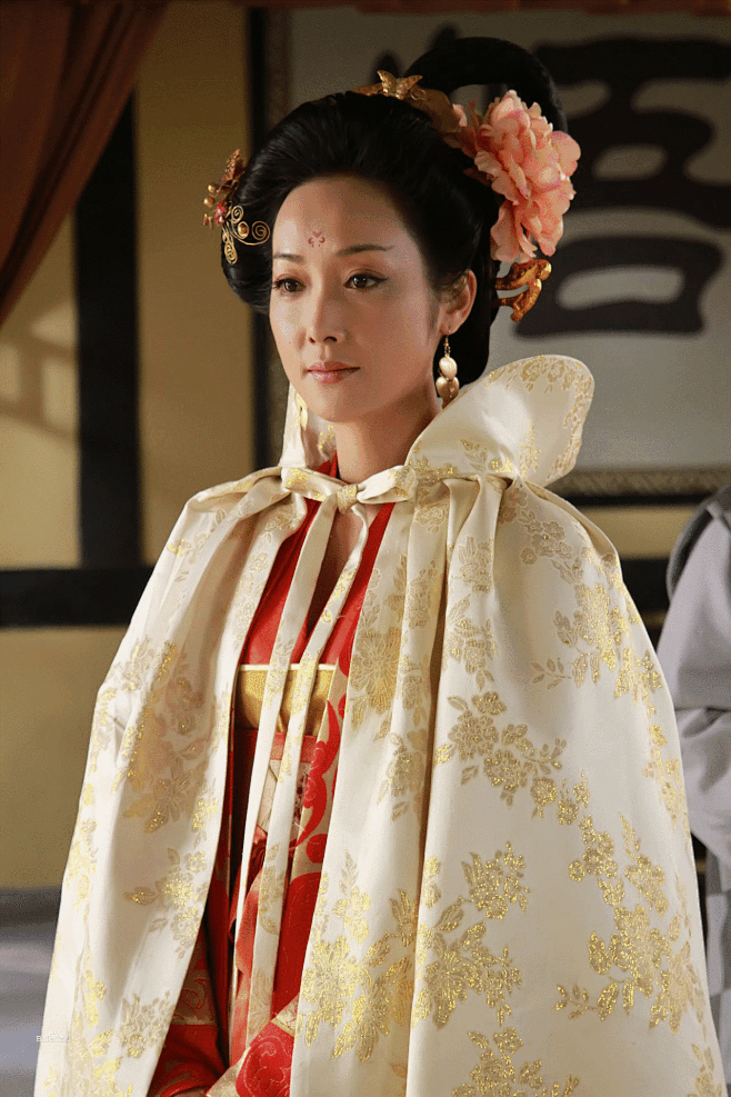 古装发型及妆容