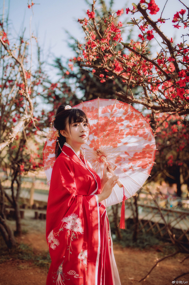 尤歌YAN采集到汉服