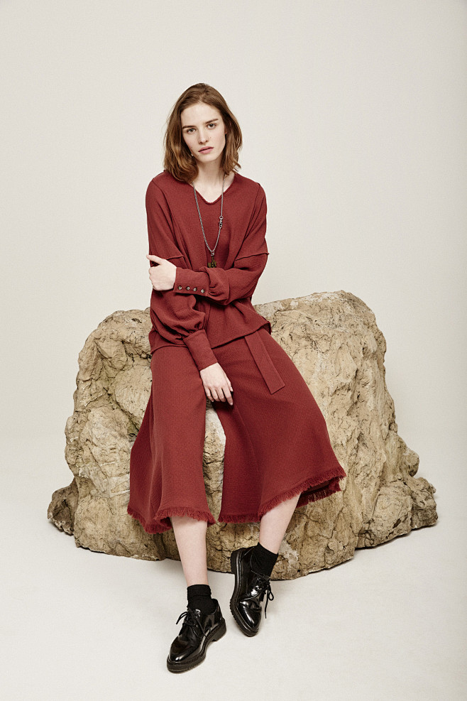 com 17/18秋冬巴黎 女装成衣走秀照片aeron 29 pop-fashion.