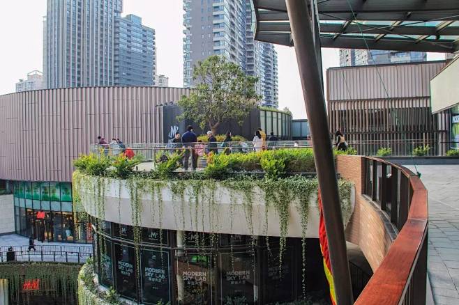 上海瑞虹天地月亮湾丨WAA - 学景观