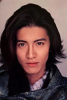 木村拓哉女儿:我眼睛最美- 虽然今年刚满15岁,但木村光希在镜头前