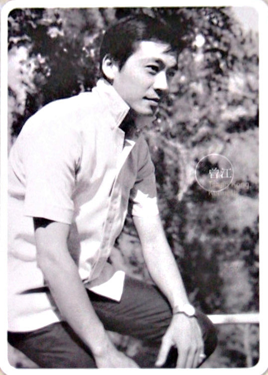 粤语片时代的曾江,一个字--帅!