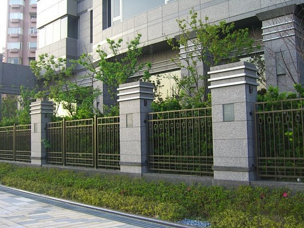 围墙