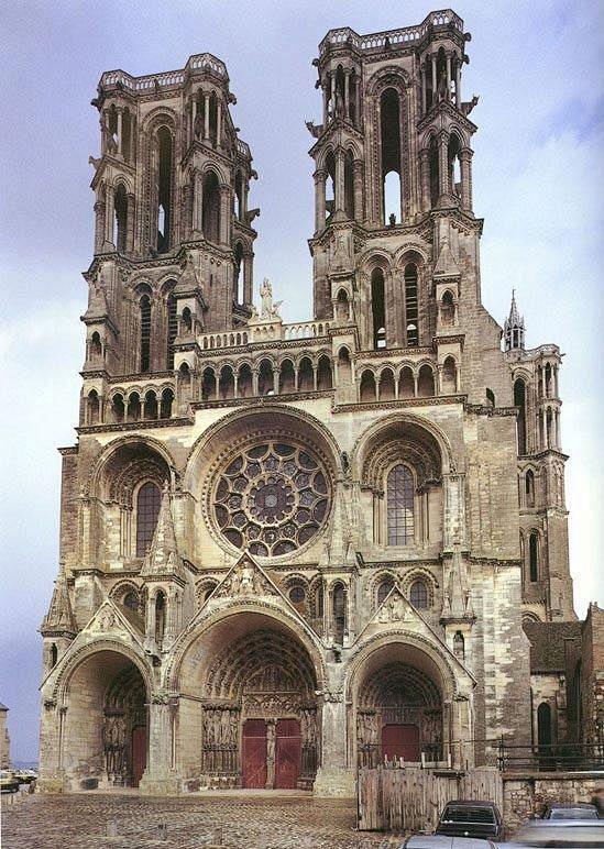 欧洲中世纪教堂建筑艺术