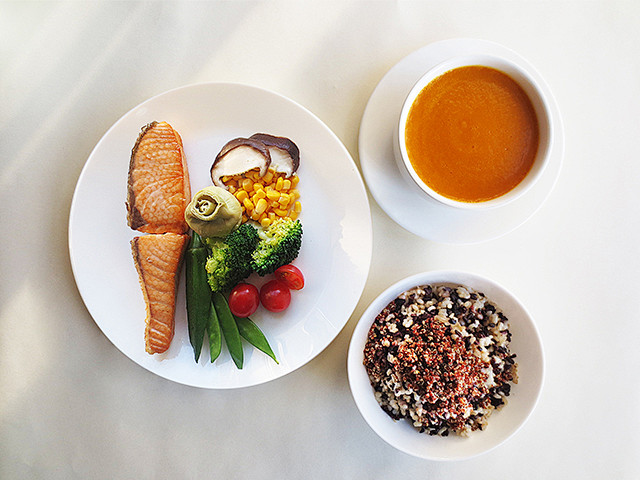 卡路里先生--三文鱼红藜麦套餐