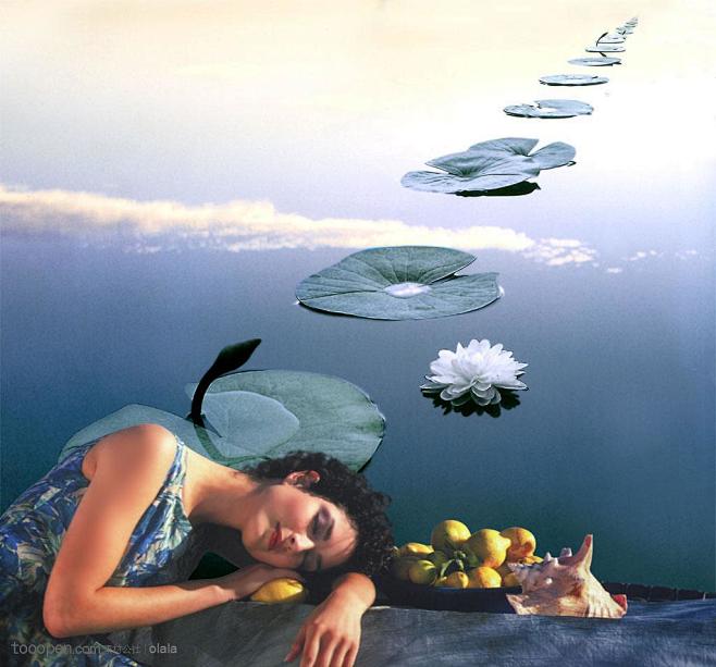 趴在石头上休息的美女和睡莲背景