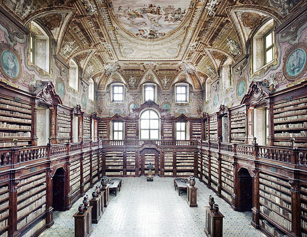 【全球最具古典美的图书馆】①捷克布拉格国家