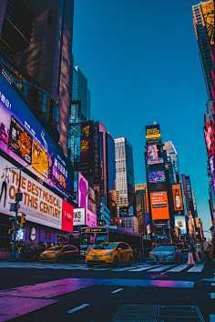 现代城市街景-花瓣网|陪你做生活的设计师 | com