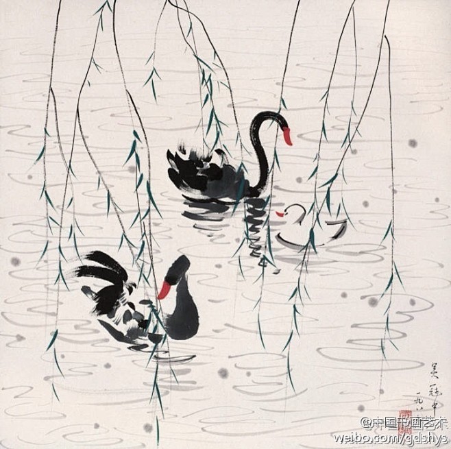 吴冠中作品天鹅戏水图垂柳涟漪和黑天鹅情侣组成的画面清新恬淡充溢着