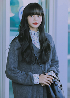 长大了就会快乐嘛采集到lisa 采集 instagram.com @blackpink.