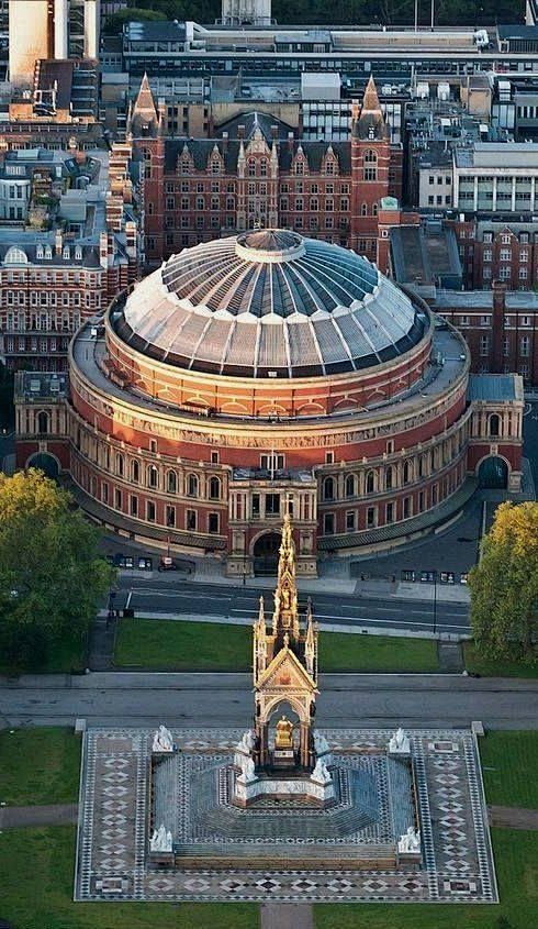 royal albert hall an.