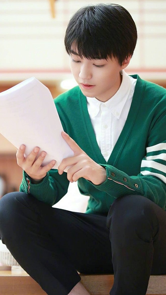 #王俊凯# 在我眼中你是谁,我想你代替谁?