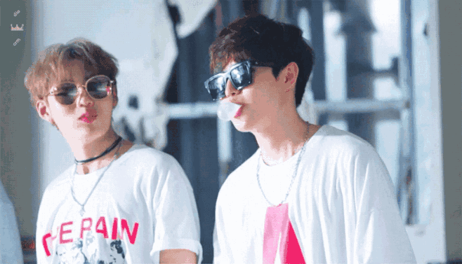 com weibo.com 尼尔大伯采集到wanna·one.gif  采集 weibo.