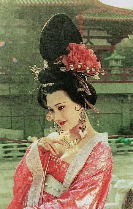 王祖贤 煊彩染采集到容颜 《唐明皇》赵丽妃  ——周洁 煊彩染采集到