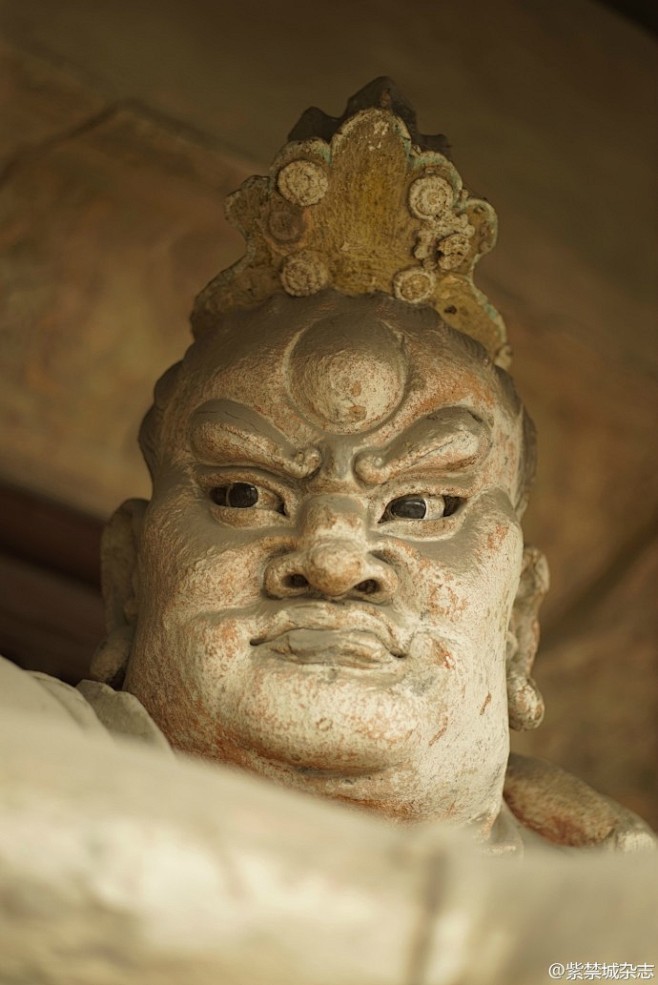 平遥古城彩绘泥塑佛像