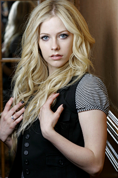 Alan020采集到Avril Lavigne